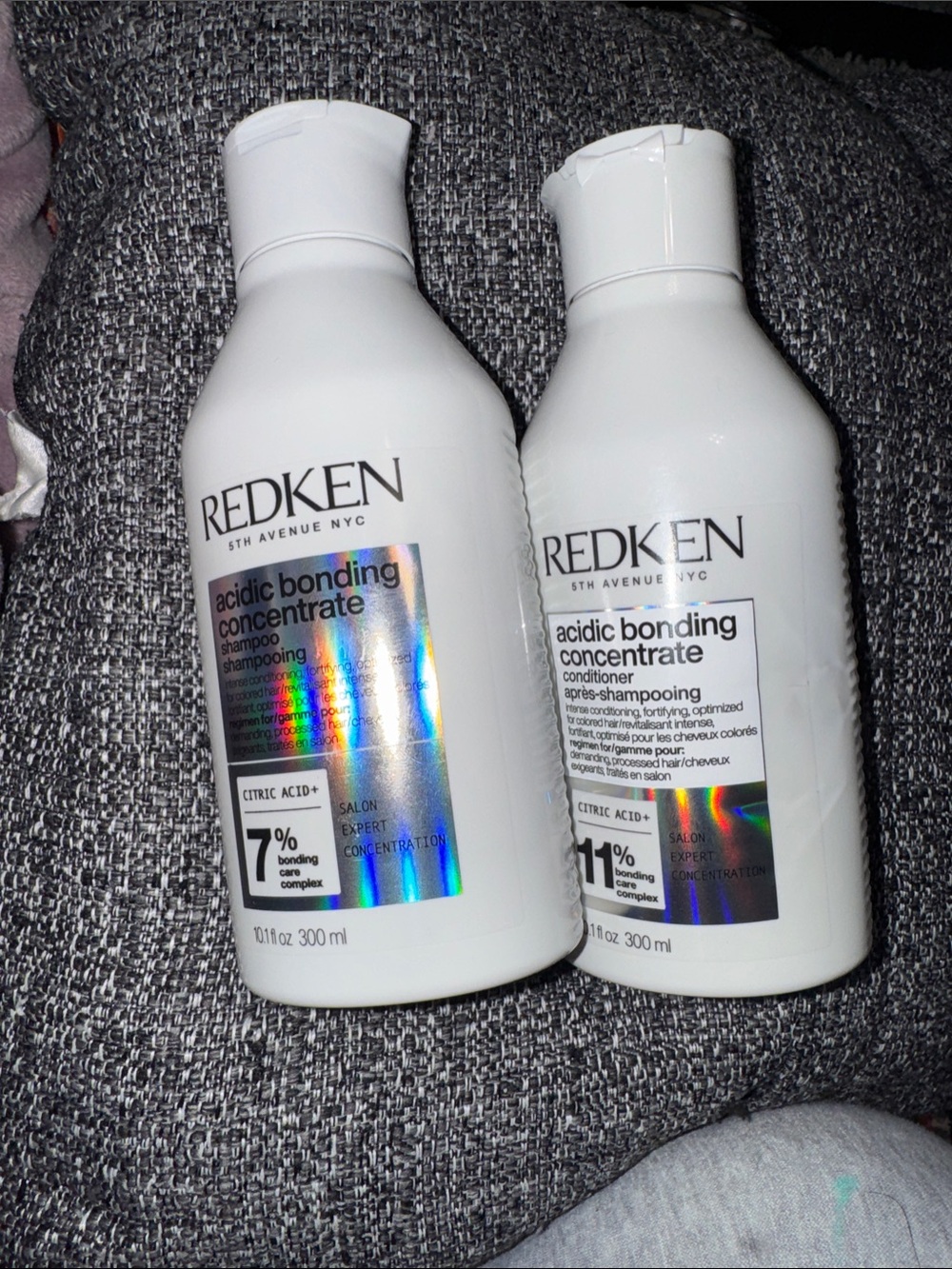 Like new Redken acidic bonding concentrate shampoo and conditioner!!